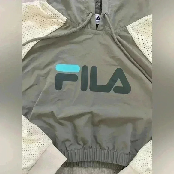 FILA Crop Hoodie Size L - Picture 3 of 8